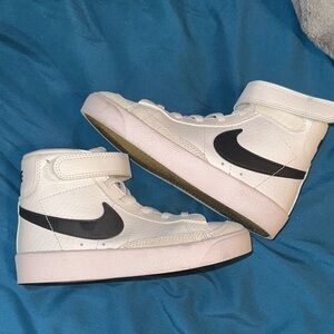 Nike Kids White and Black Sneakers